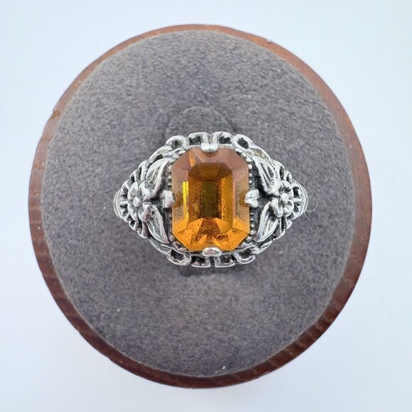 VTG Sterling Silver 925 Amber Prong Set Floral Design Statement Ring Size 7 - Picture 1 of 8